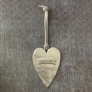 Silver tone “Simplify, Simplify” antiqued decor